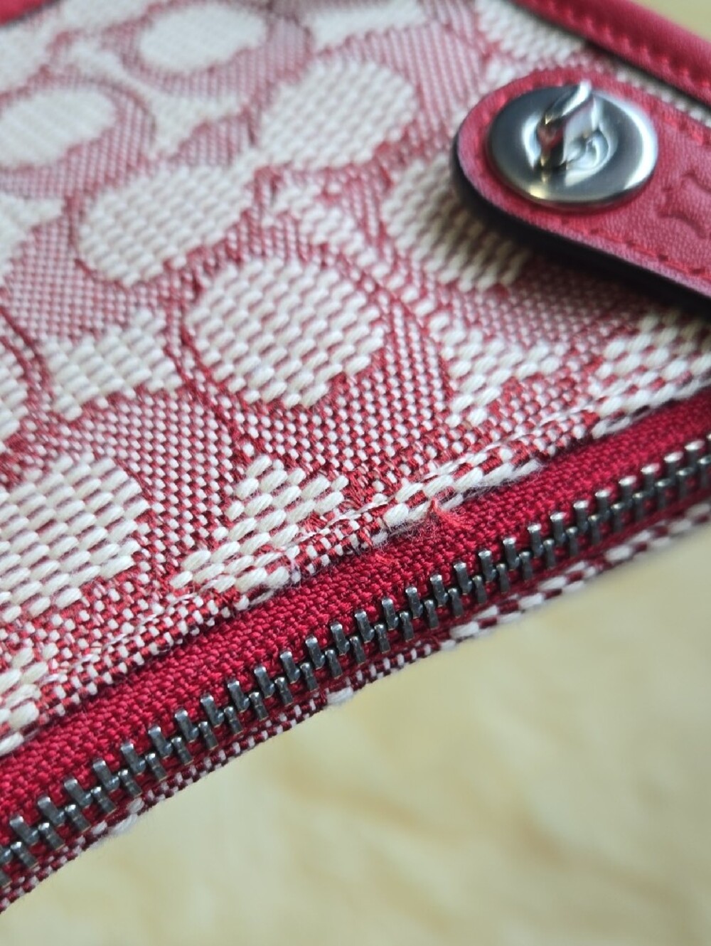 Coach Originals Signature Jacquard Swinger 20 Shoulder Bag - Picture 11 of 15